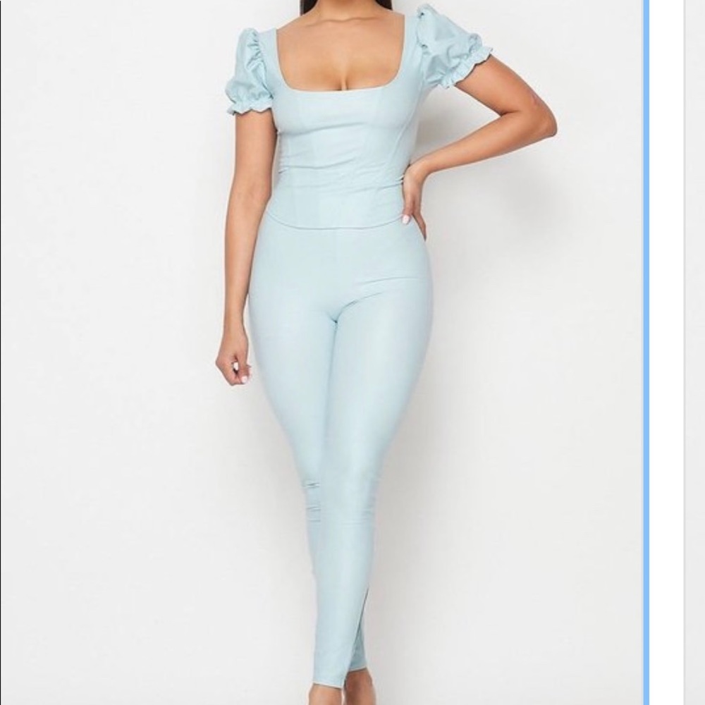 2 piece set